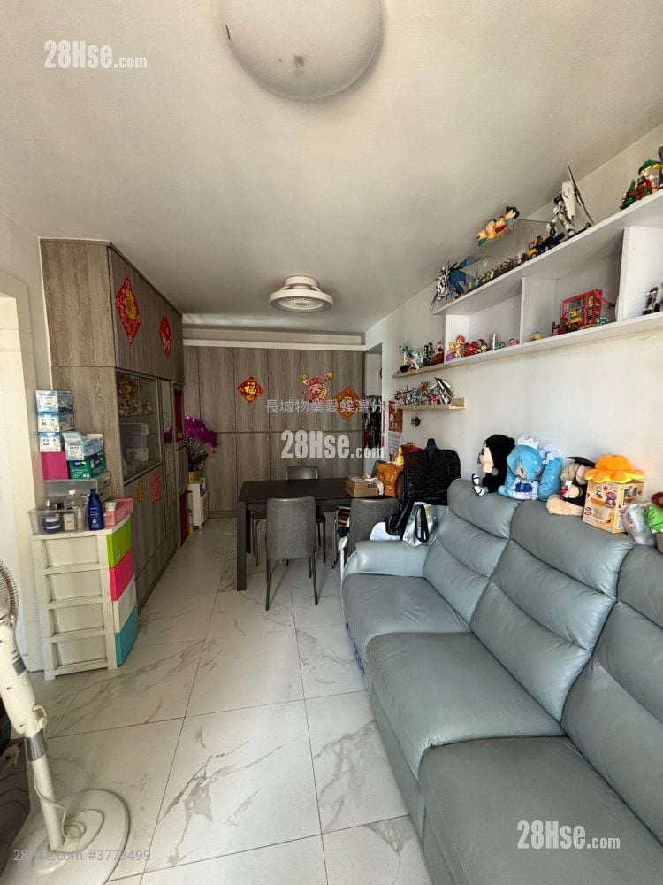 Tung Yuk Court Sell 650 ft²