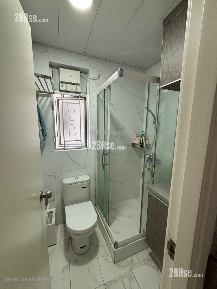 Tung Yuk Court Sell 650 ft²