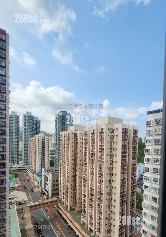 花园城 售盘 1 房 , 1 浴室 286 平方尺