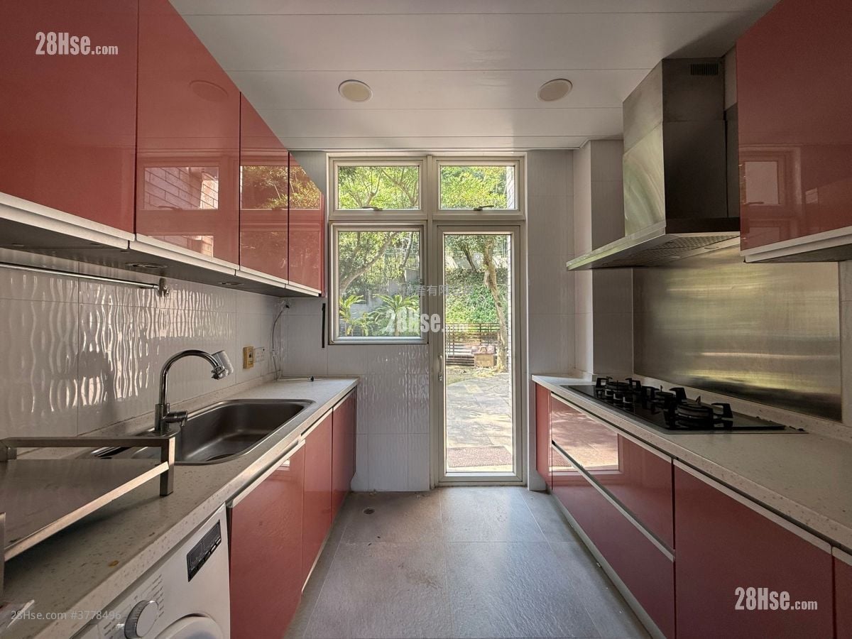 逍遥隽岸 租盘 4 房 , 3 浴室 1,561 平方尺