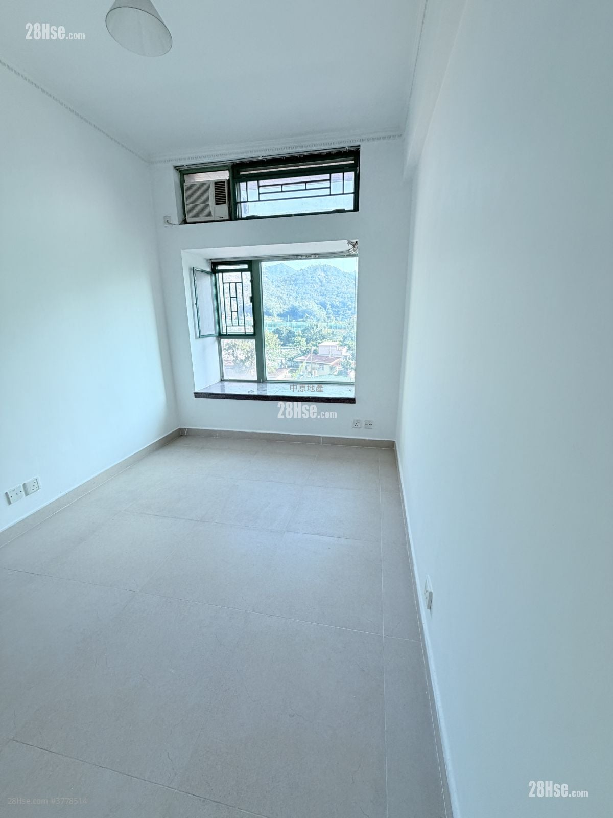 Botania Villa Sell 2 Bedrooms 509 ft²