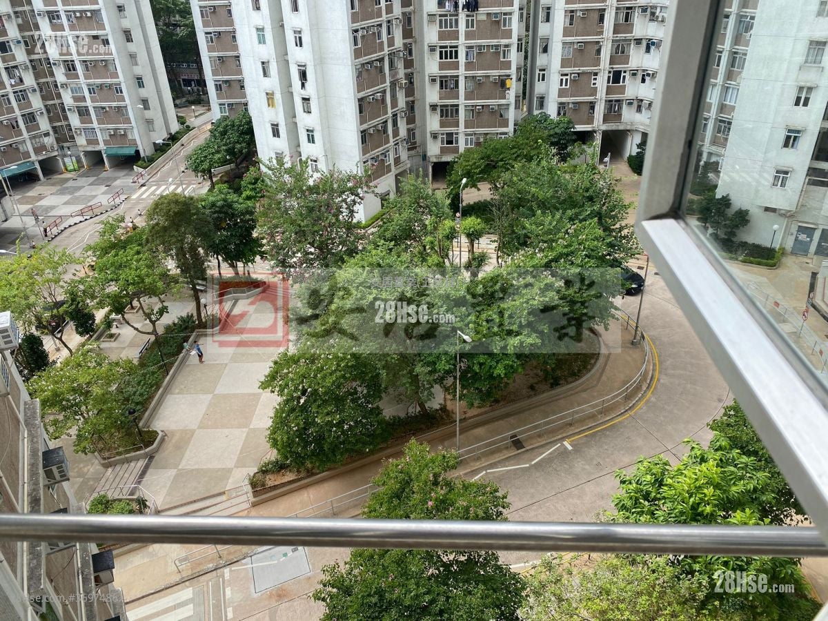 Greenwood Terrace Sell 3 Bedrooms , 1 Bathroom 646 ft²