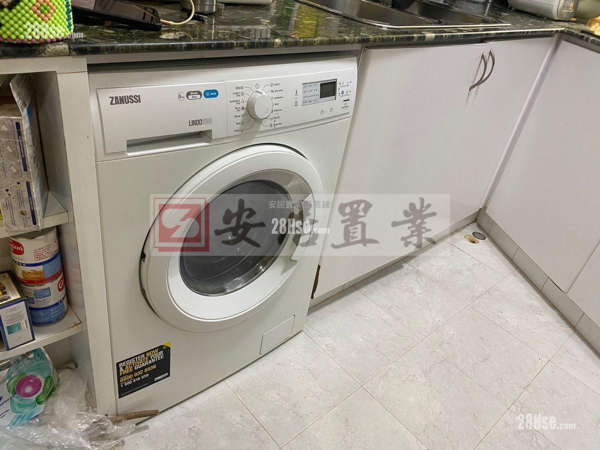 Greenwood Terrace Sell 3 Bedrooms , 1 Bathroom 646 ft²