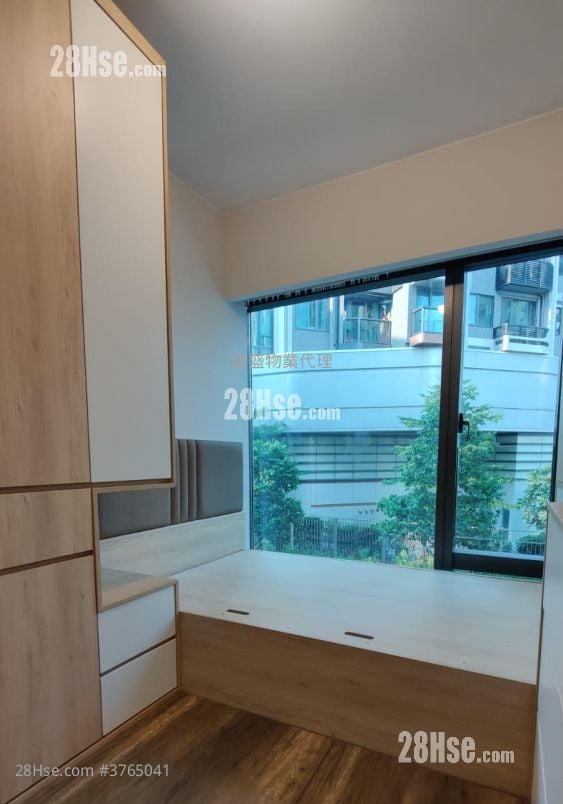 The Henley Sell 1 Bedroom , 1 Bathroom 302 ft²