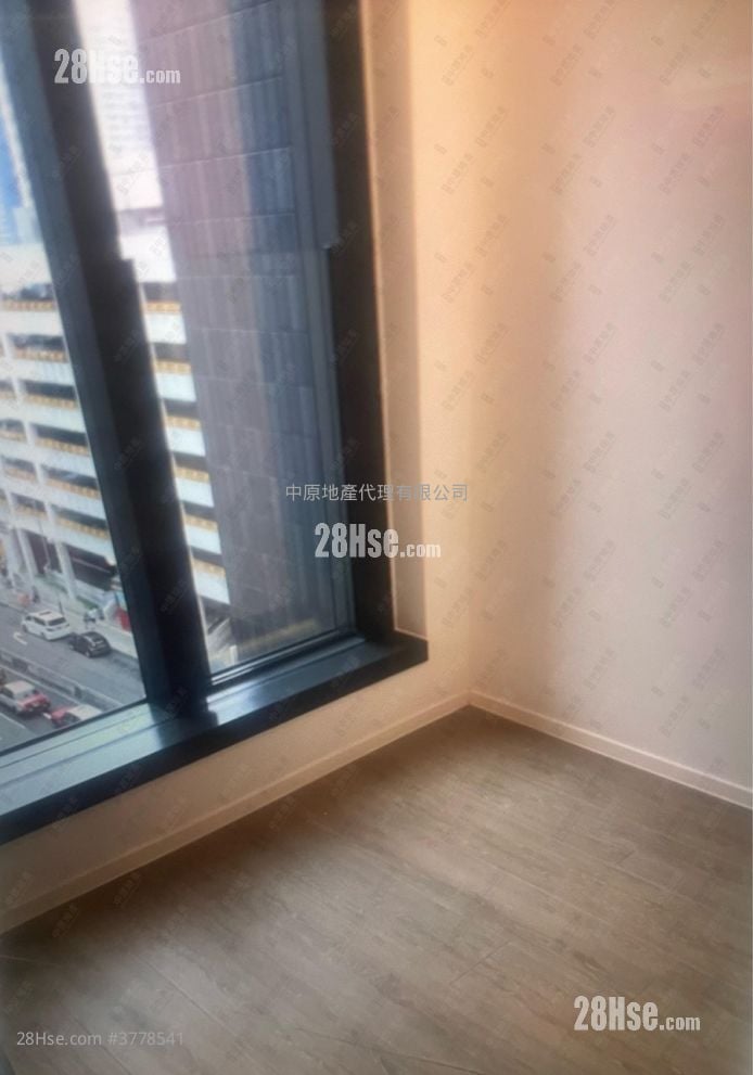 荟鸣 售盘 1 房 242 平方尺