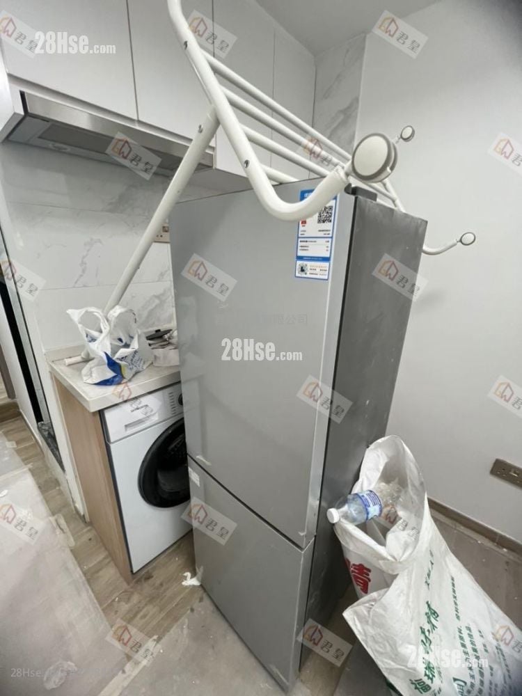 Yuen King Building Rental Studio , 1 Bathroom 684 ft²