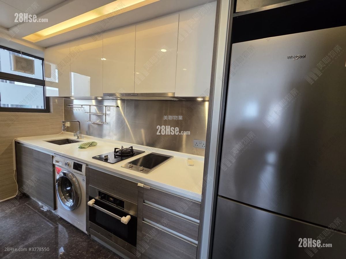 Park Signature Sell 2 Bedrooms , 1 Bathroom 553 ft²