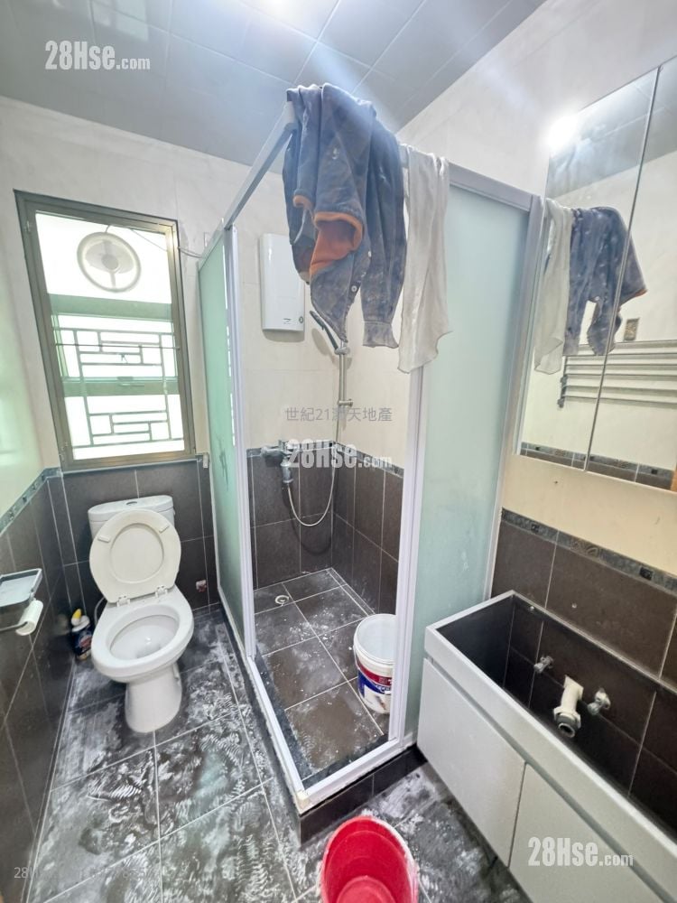 Fung Yuen Rental 3 Bedrooms , 2 Bathrooms 700 ft²