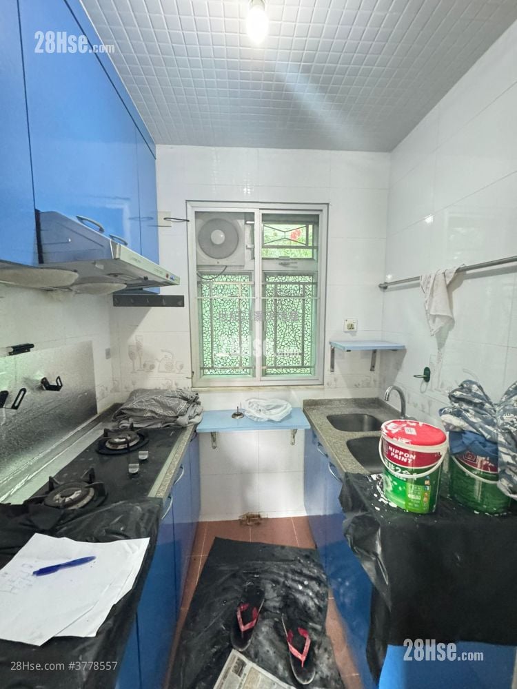 凤园 租盘 3 房 700 平方尺