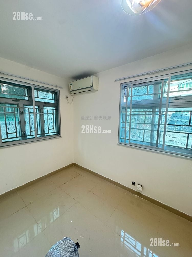 凤园 租盘 3 房 700 平方尺