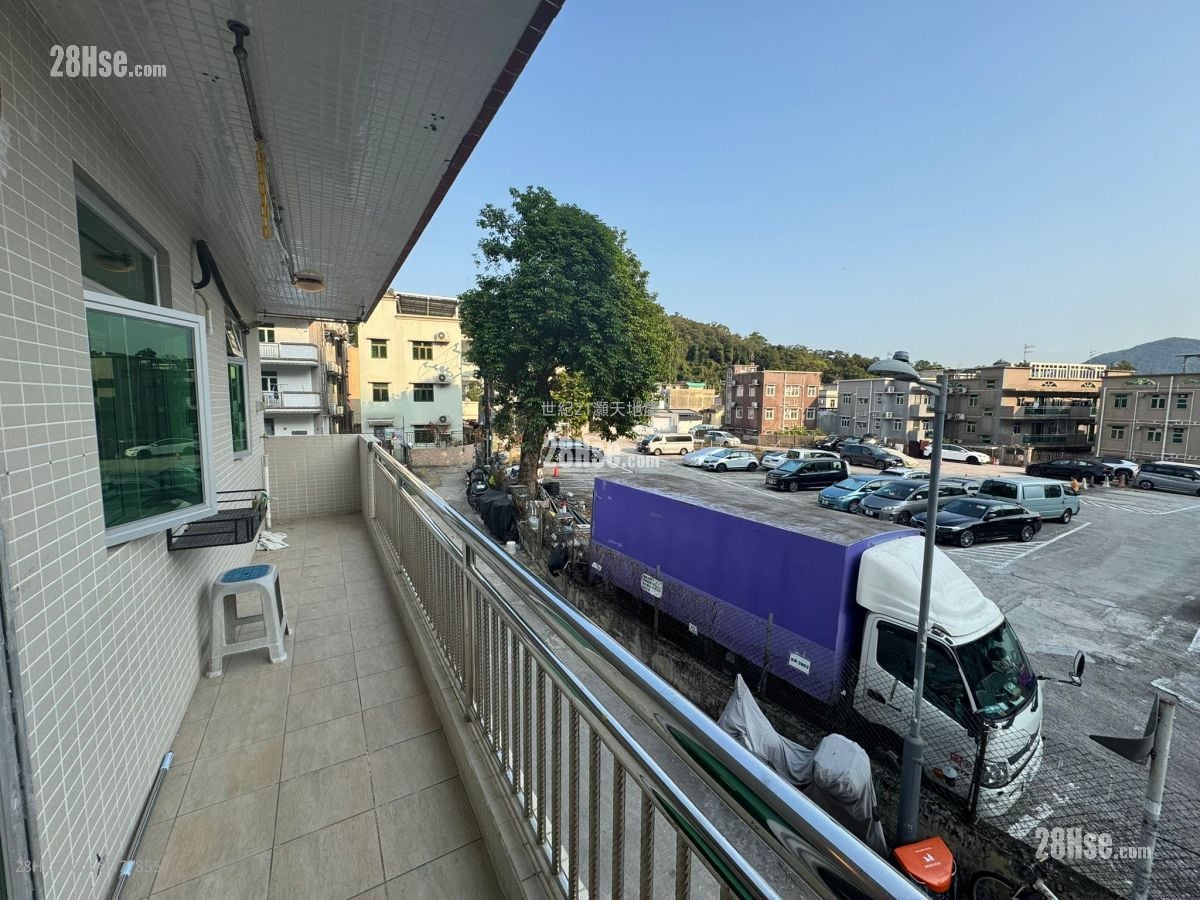 凤园 租盘 3 房 700 平方尺