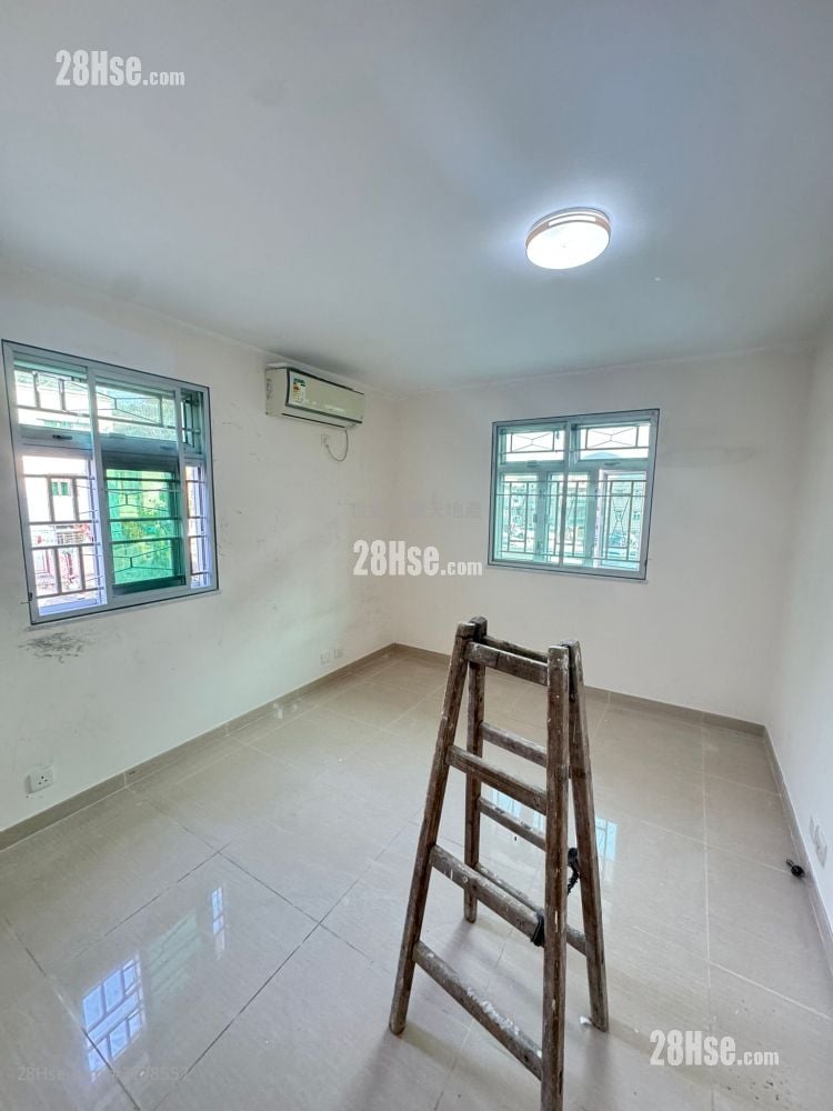 凤园 租盘 3 房 700 平方尺