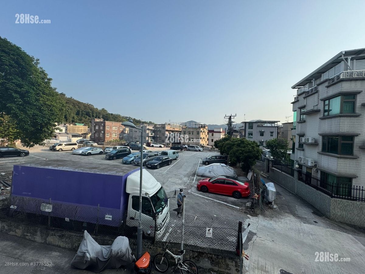 凤园 租盘 3 房 700 平方尺