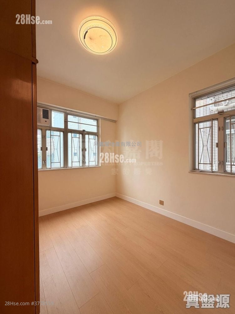 Mayson Garden Building Sell 2 Bedrooms , 1 Bathroom 440 ft²