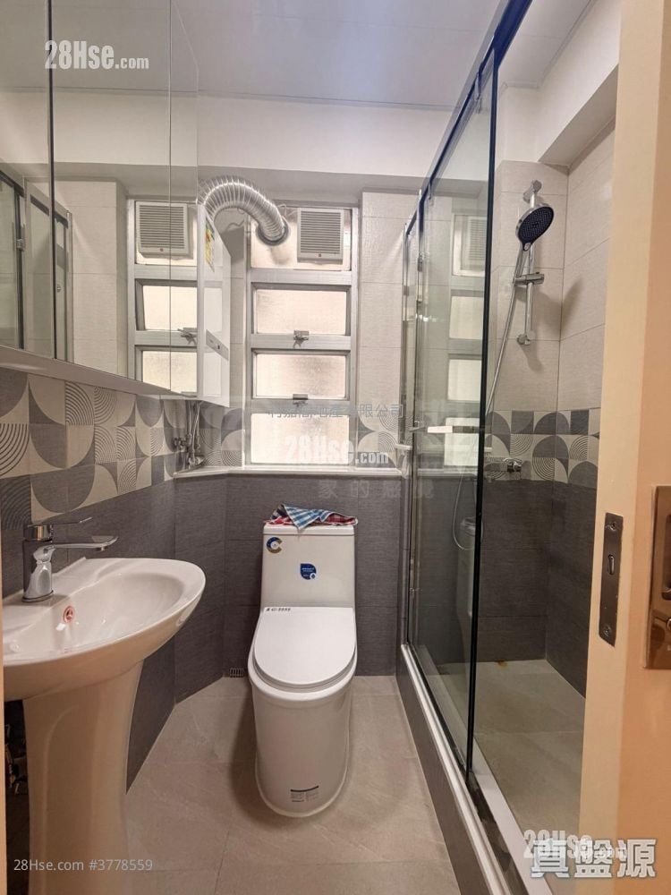 Mayson Garden Building Sell 2 Bedrooms , 1 Bathroom 440 ft²