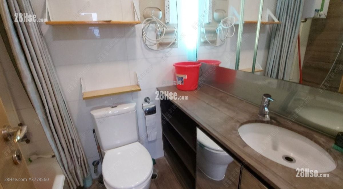 Emerald Green Rental 2 Bedrooms , 1 Bathroom 526 ft²