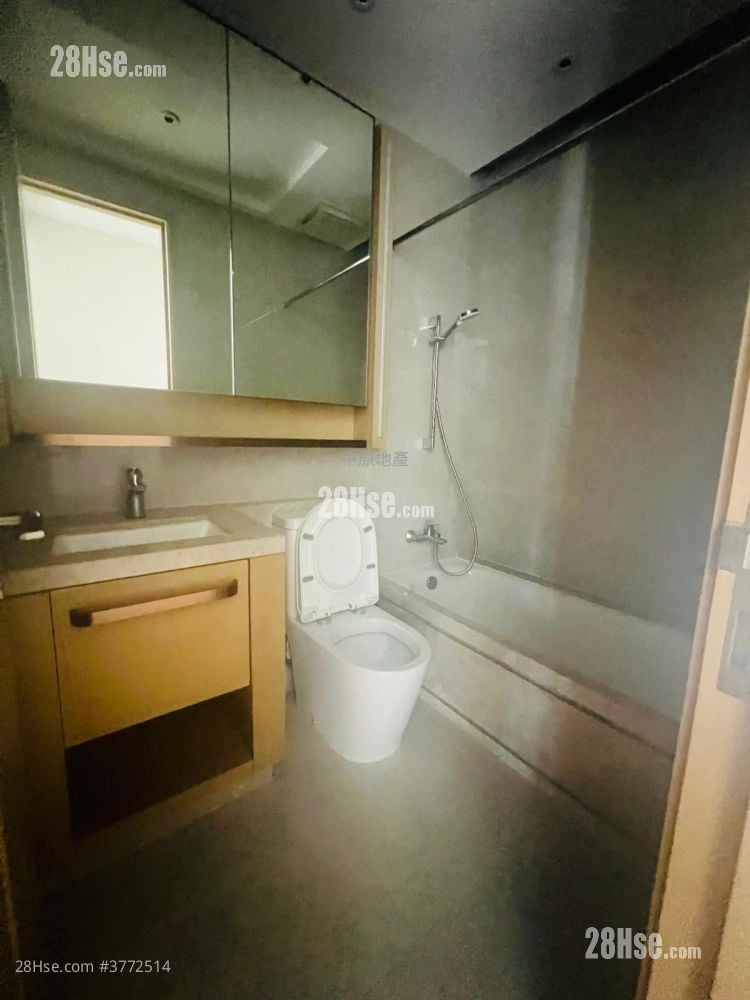 Crescent Green Sell 3 Bedrooms 916 ft²