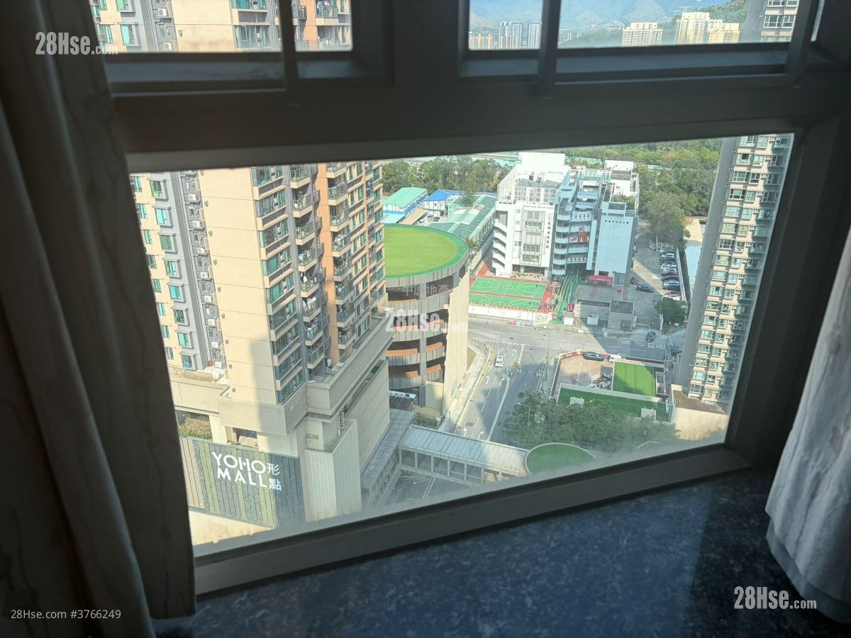 Yoho Town Sell 2 Bedrooms 422 ft²