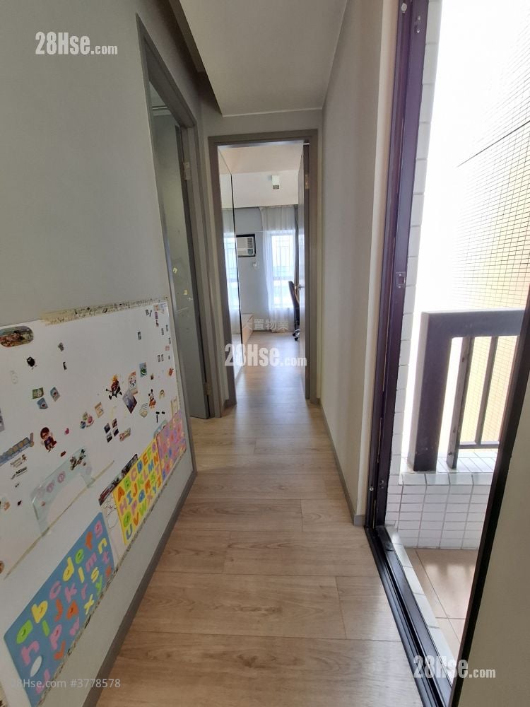 The Sherwood Sell 3 Bedrooms , 1 Bathroom 568 ft²