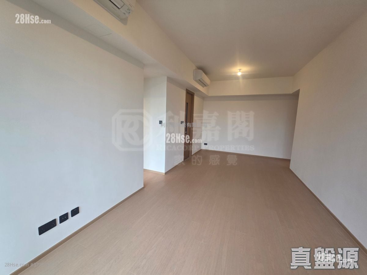 In One Rental 937 ft²