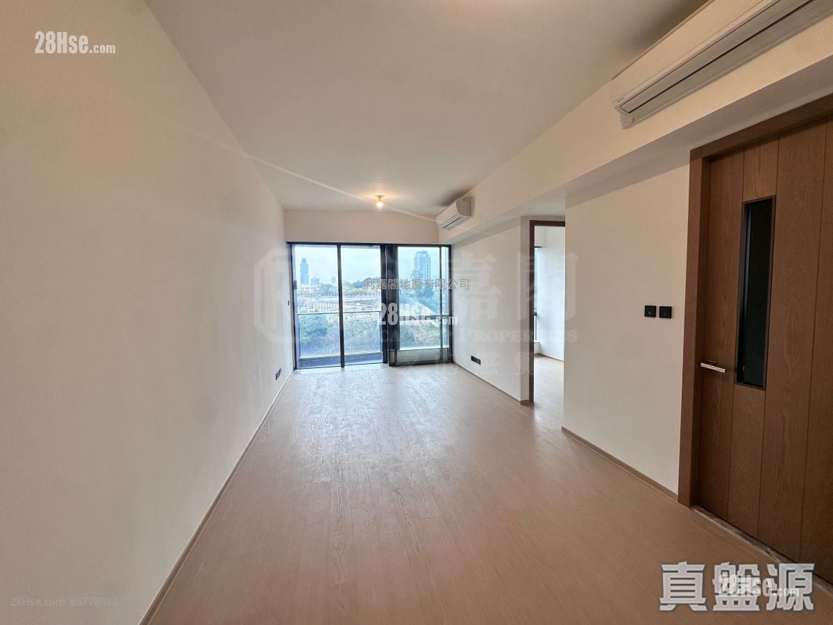 In One Rental 937 ft²