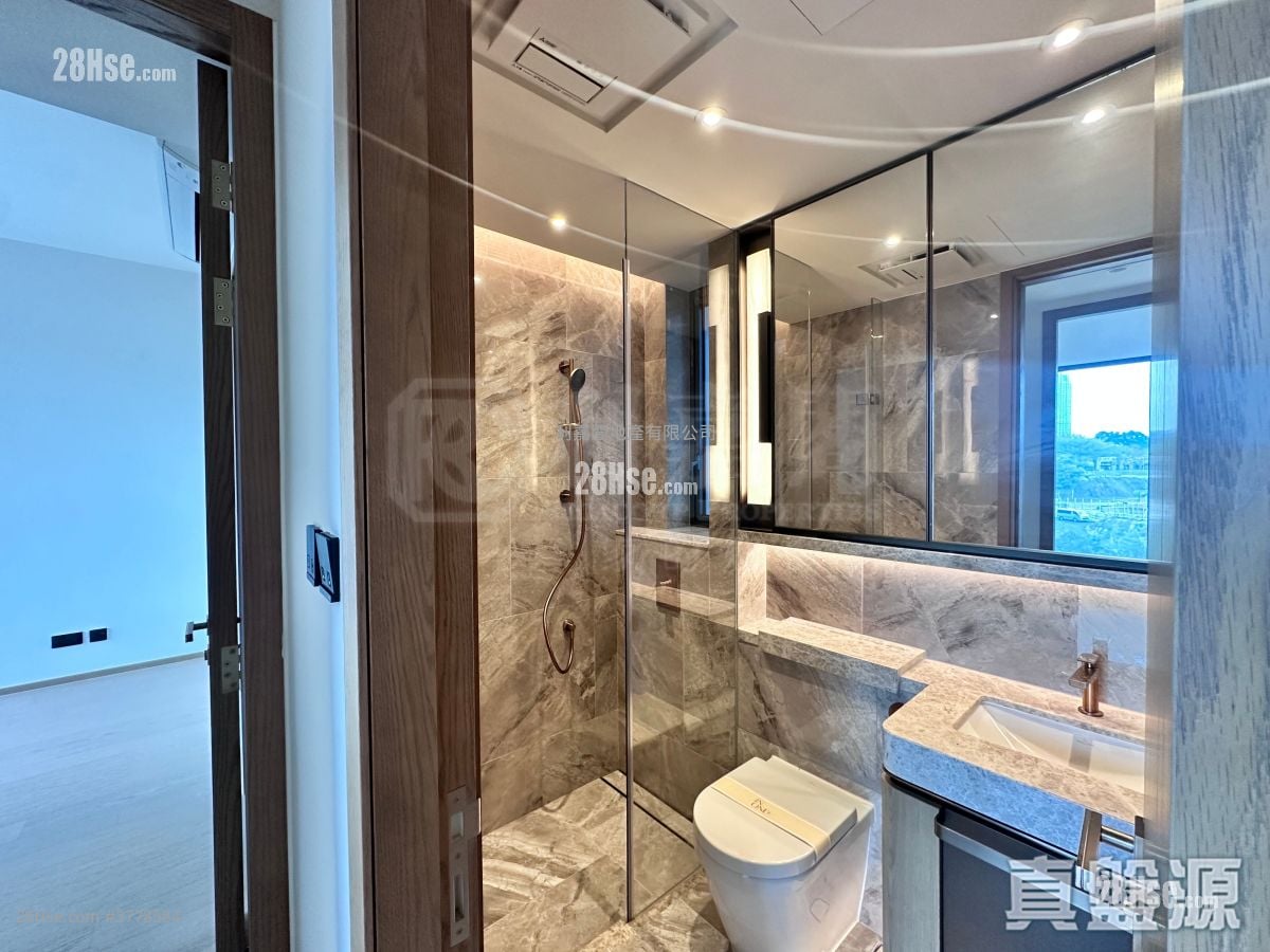 In One Rental 937 ft²