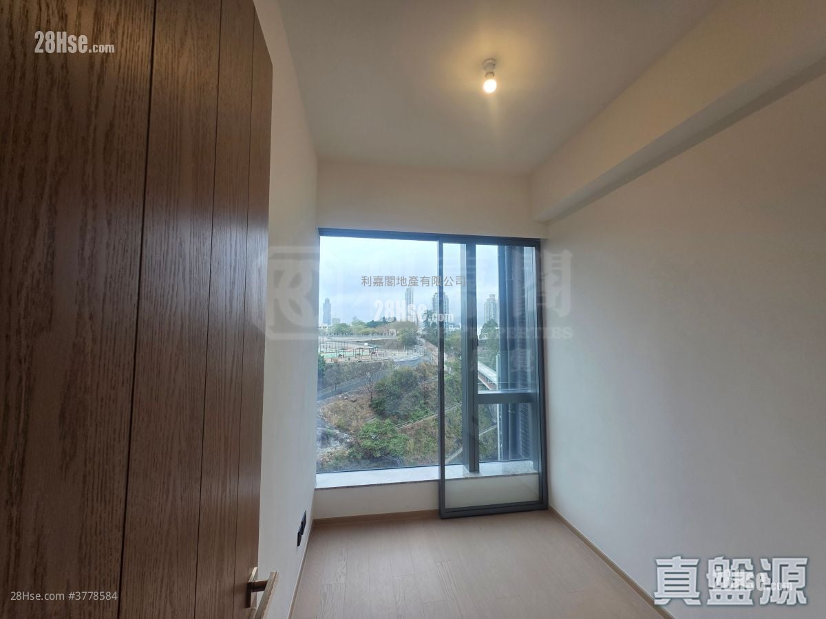 In One Rental 937 ft²