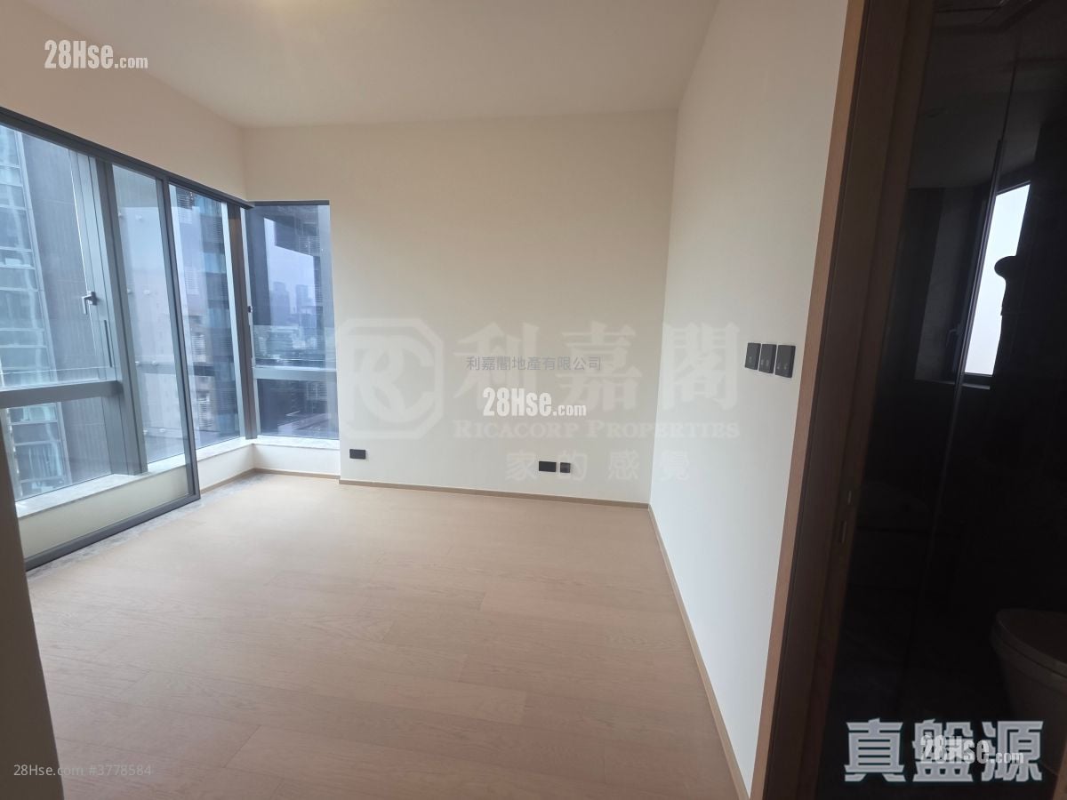 In One Rental 937 ft²