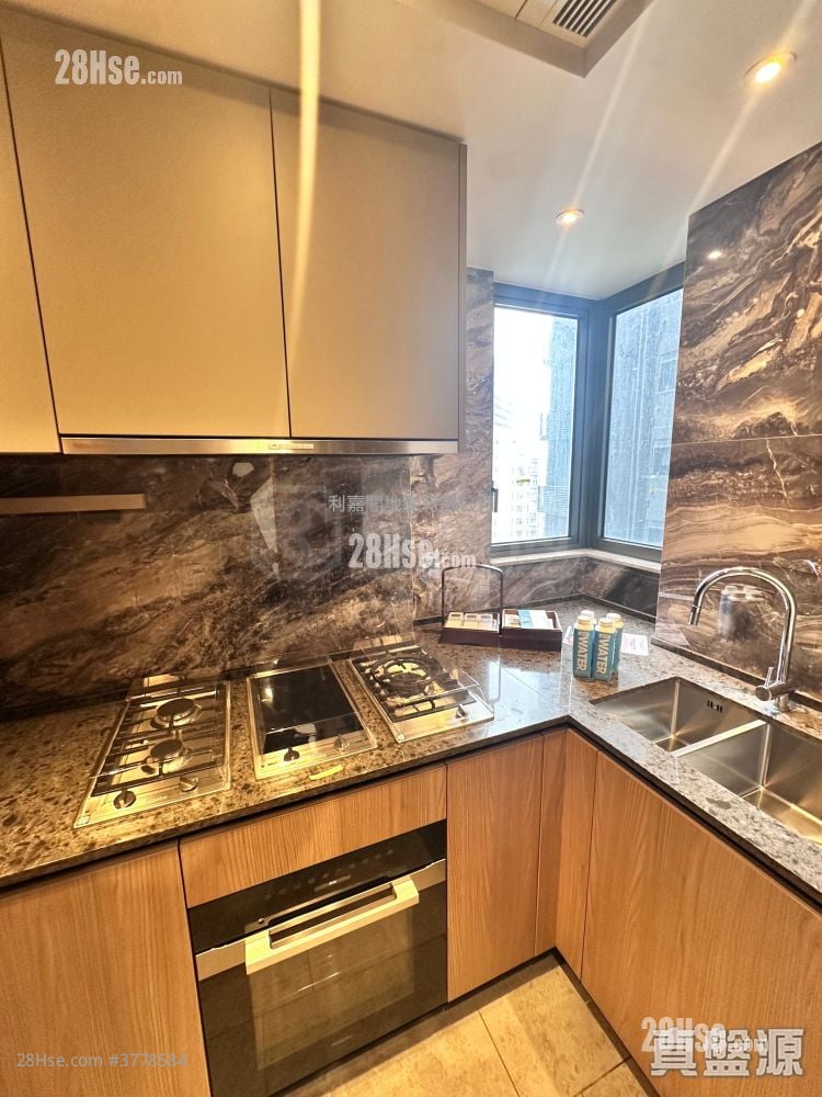 In One Rental 937 ft²