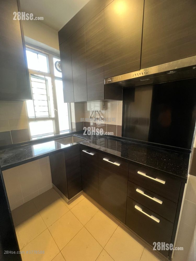 Sheung Man Court Sell 1 Bedroom , 1 Bathroom 291 ft²