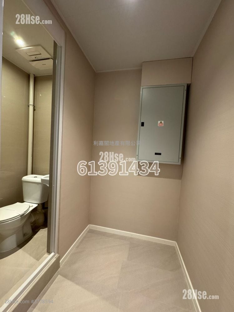 St. George's Mansions 租盘 3 房 , 2 浴室 1,868 平方尺