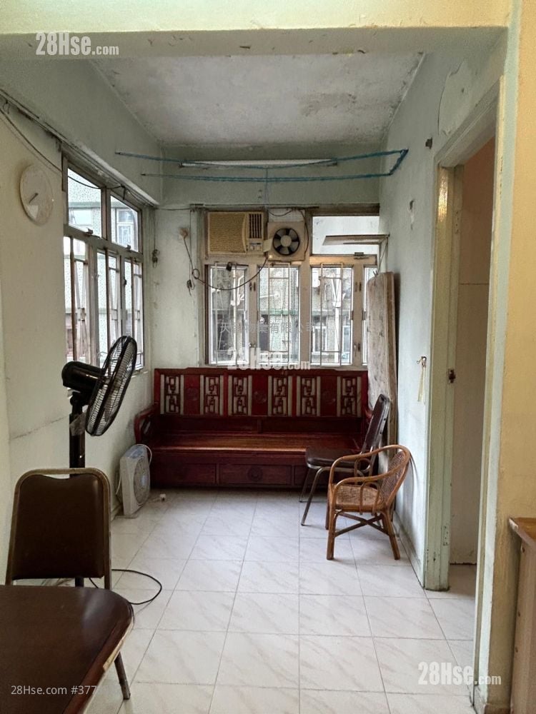 Po Teck Mansion Sell 2 Bedrooms , 1 Bathroom 366 ft²