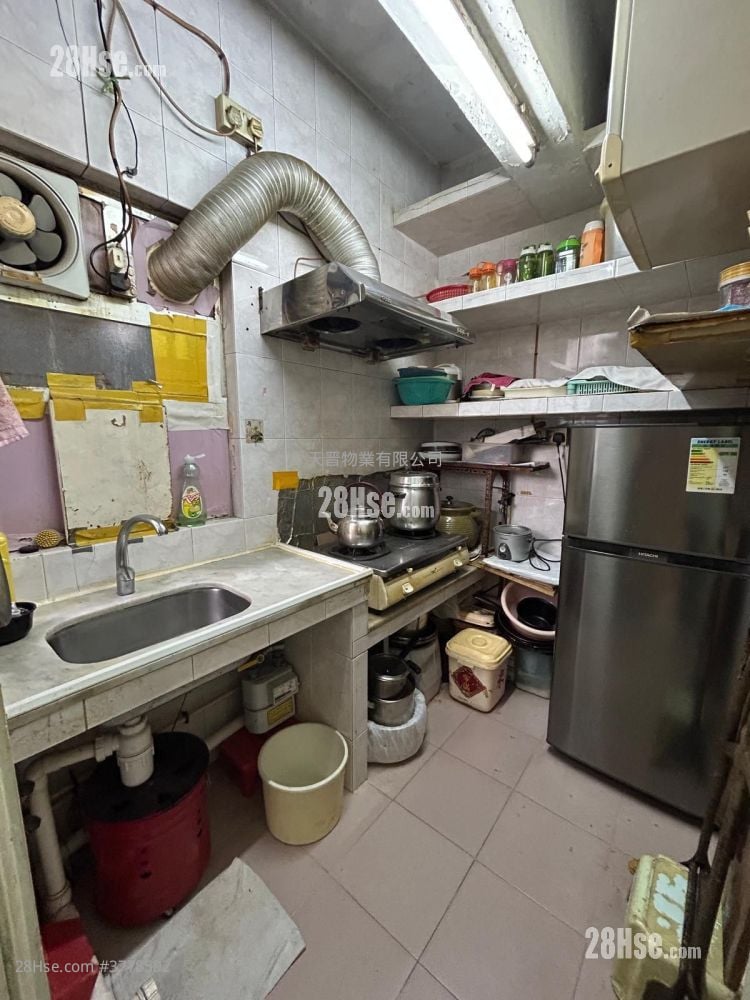 Po Teck Mansion Sell 2 Bedrooms , 1 Bathroom 366 ft²