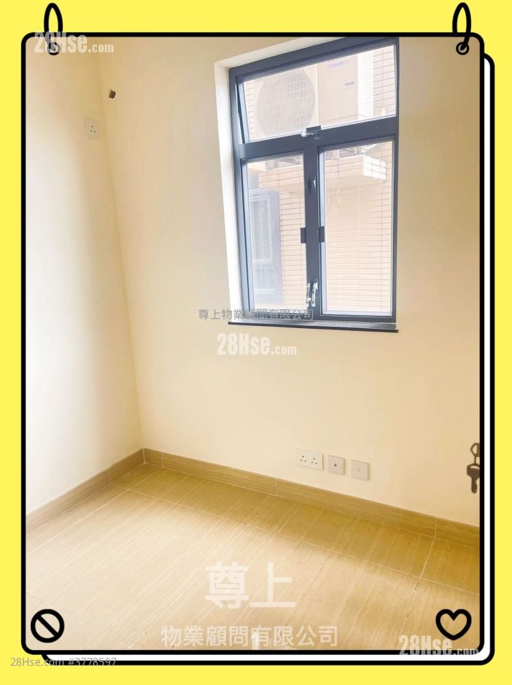 Village Sell 3 Bedrooms , 1 Bathroom