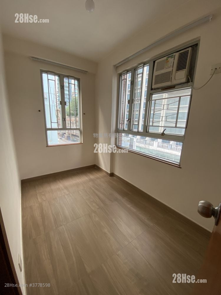 bedroom 1: Lucky Court Rental 2 Bedrooms , 1 Bathroom 283 ft²