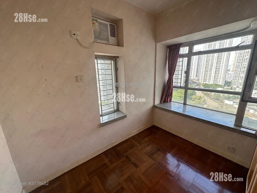 嘉湖山庄 售盘 635 平方尺