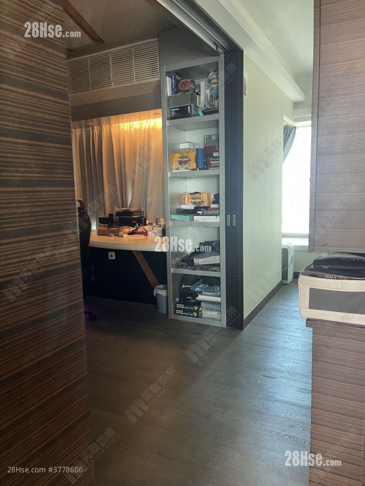 半山壹号 售盘 5+ 房 1,975 平方尺