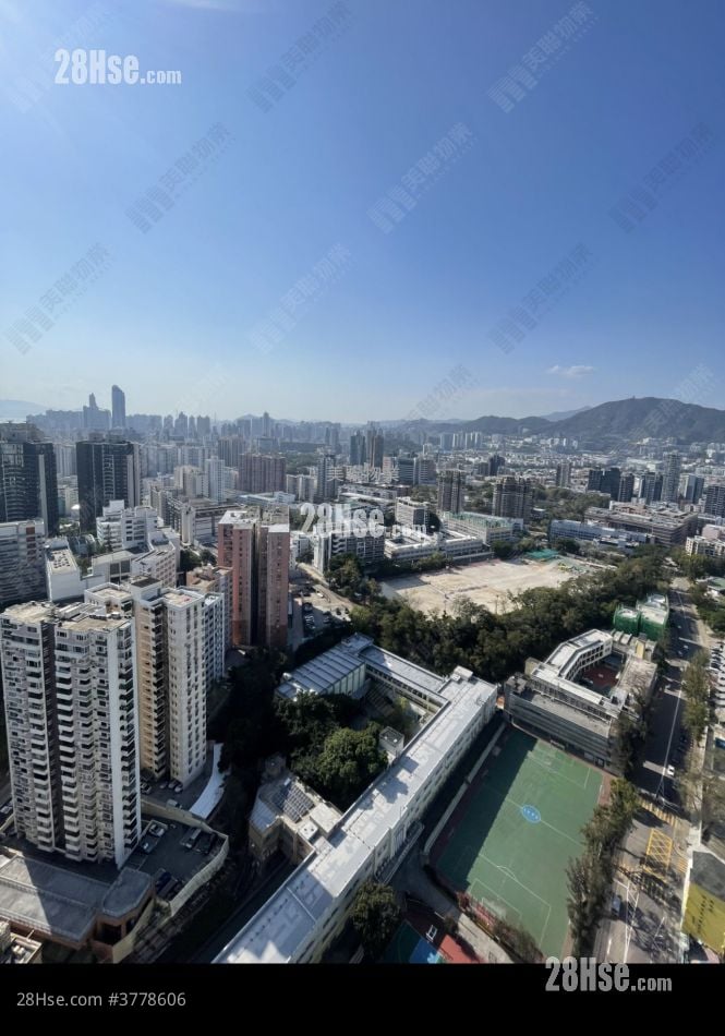 半山壹号 售盘 5+ 房 1,975 平方尺