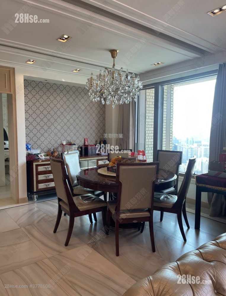 半山壹号 售盘 5+ 房 1,975 平方尺