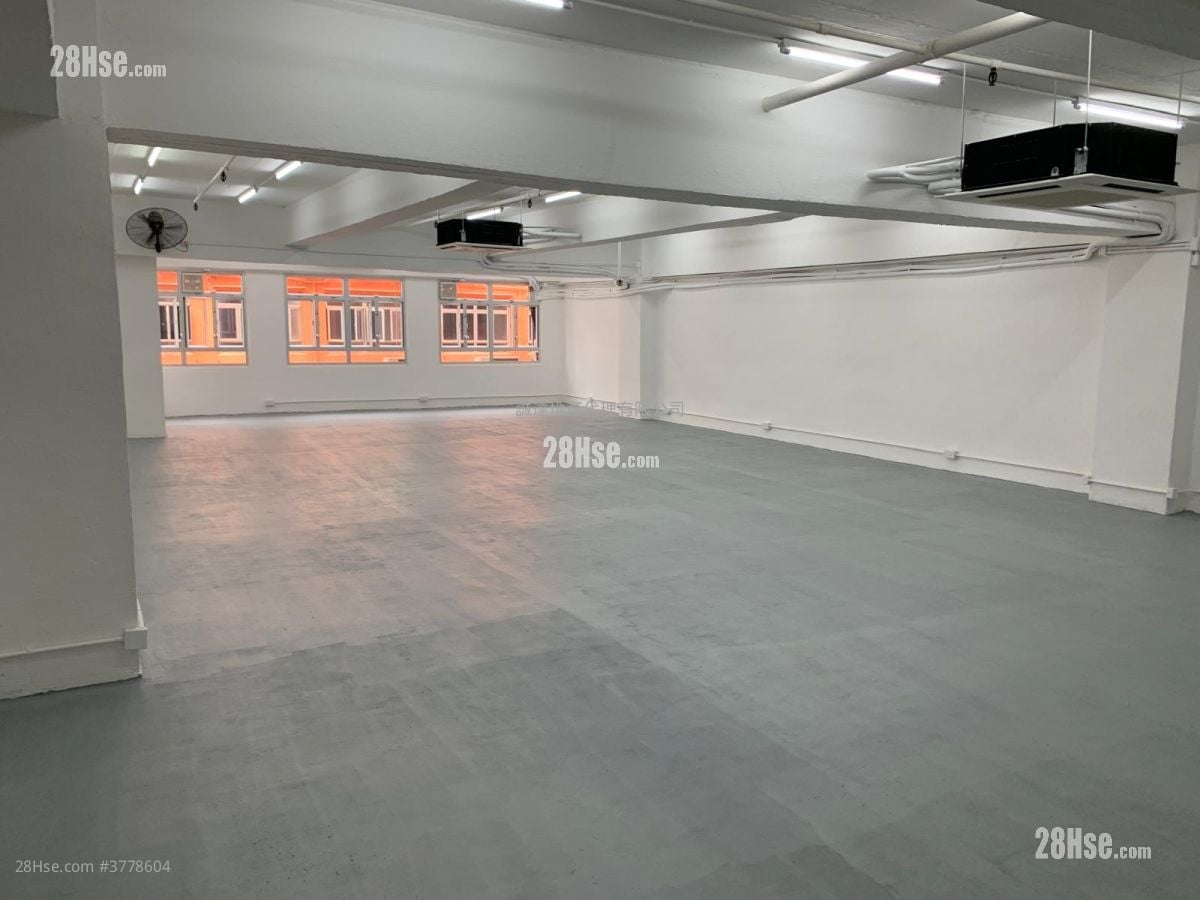 Kwun Tong Industrial Centre Sell 1,630 ft²
