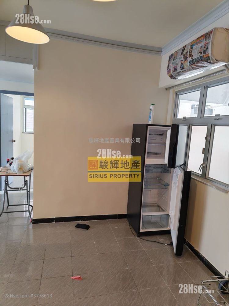 Capital Building Rental 490 ft²