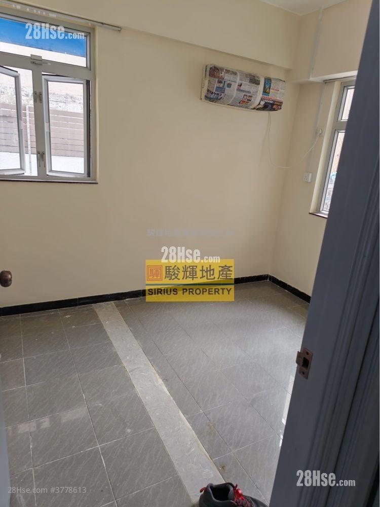 Capital Building Rental 490 ft²