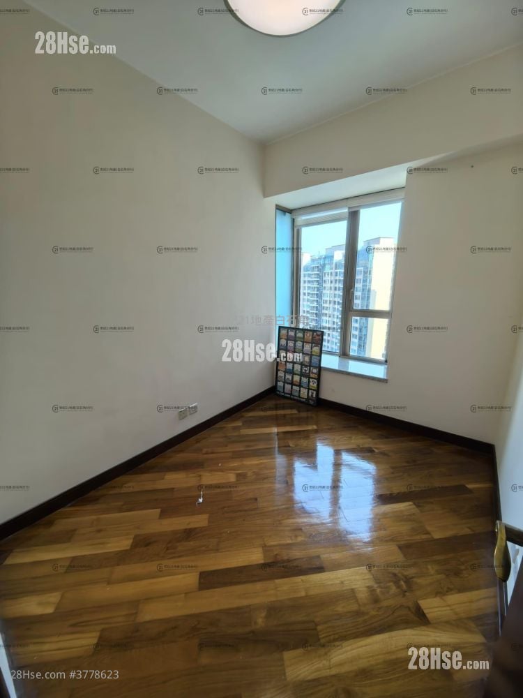 Mayfair By The Sea Rental 4 Bedrooms , 3 Bathrooms 1,673 ft²