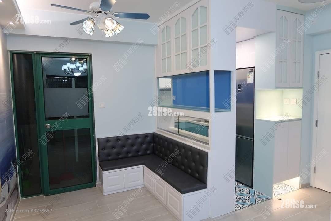 The Seacrest Sell 3 Bedrooms , 2 Bathrooms 606 ft²