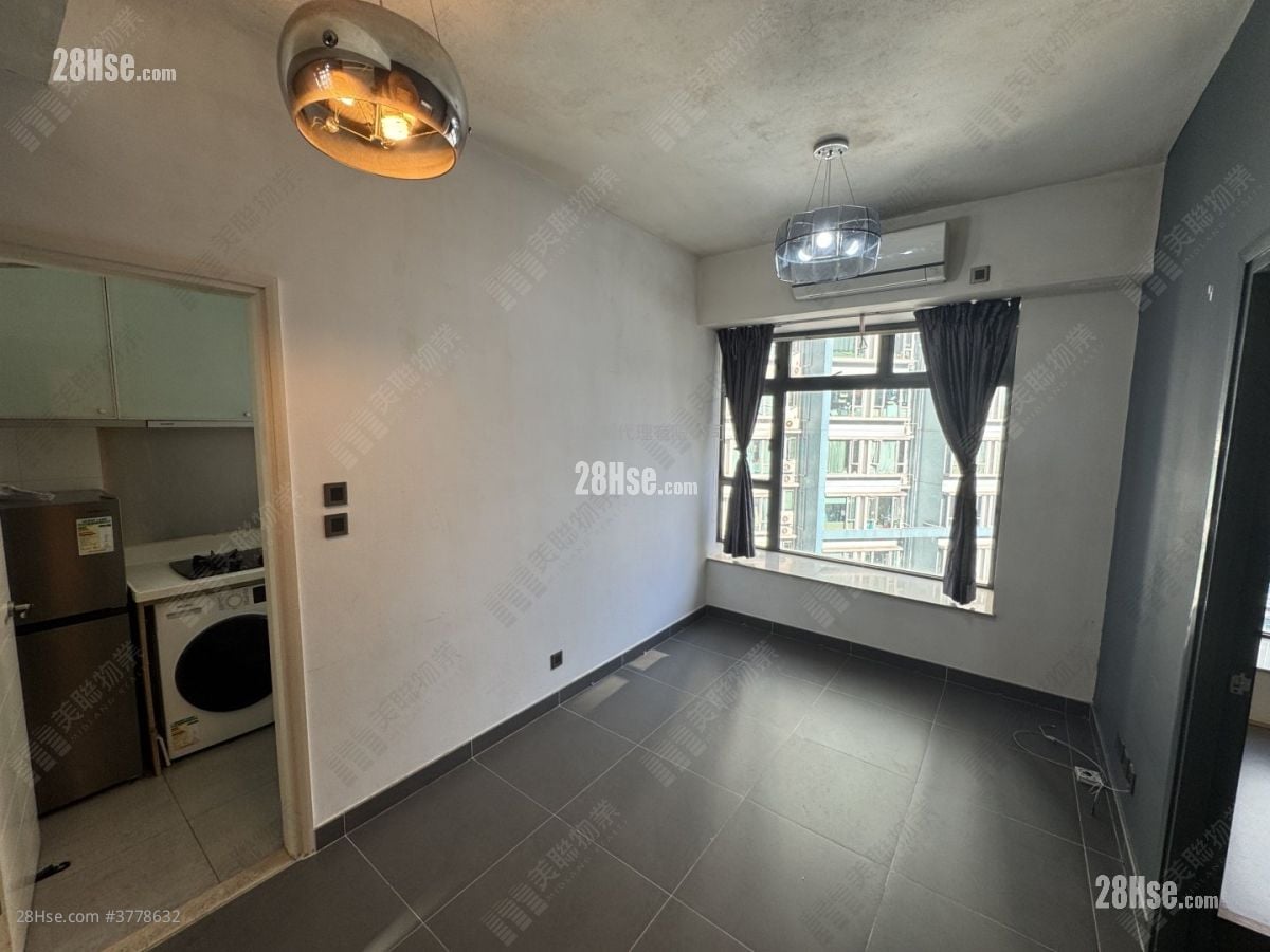 H Cube Sell 293 ft²