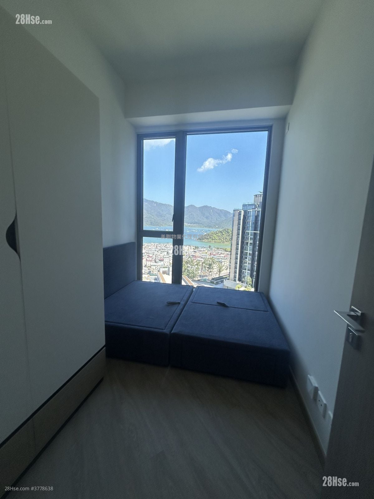 Sierra Sea Sell 2 Bedrooms 399 ft²