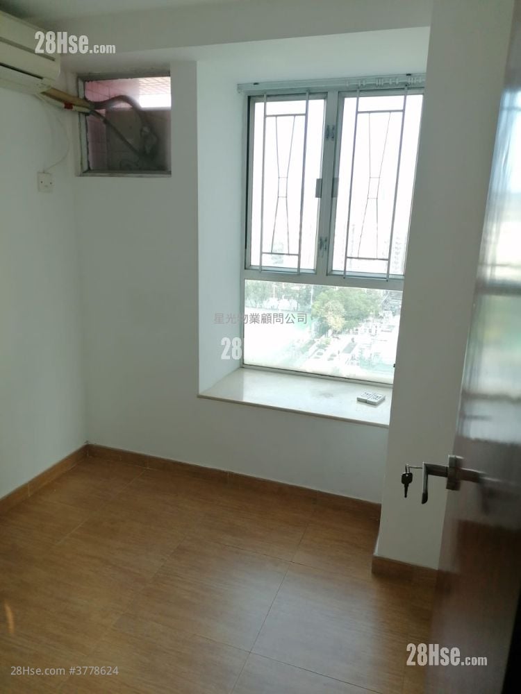 同兴花园 售盘 3 房 , 2 浴室 587 平方尺