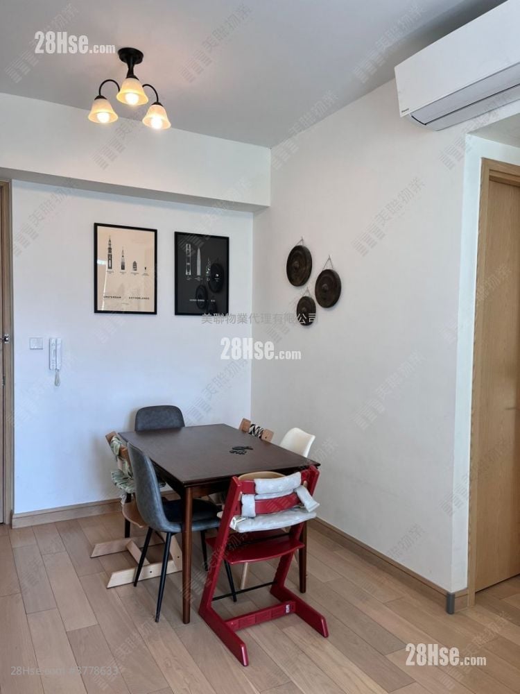 The Parkside Sell 3 Bedrooms , 2 Bathrooms 754 ft²