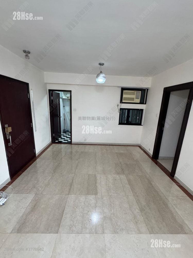 湾景花园 售盘 3 房 , 2 浴室 708 平方尺