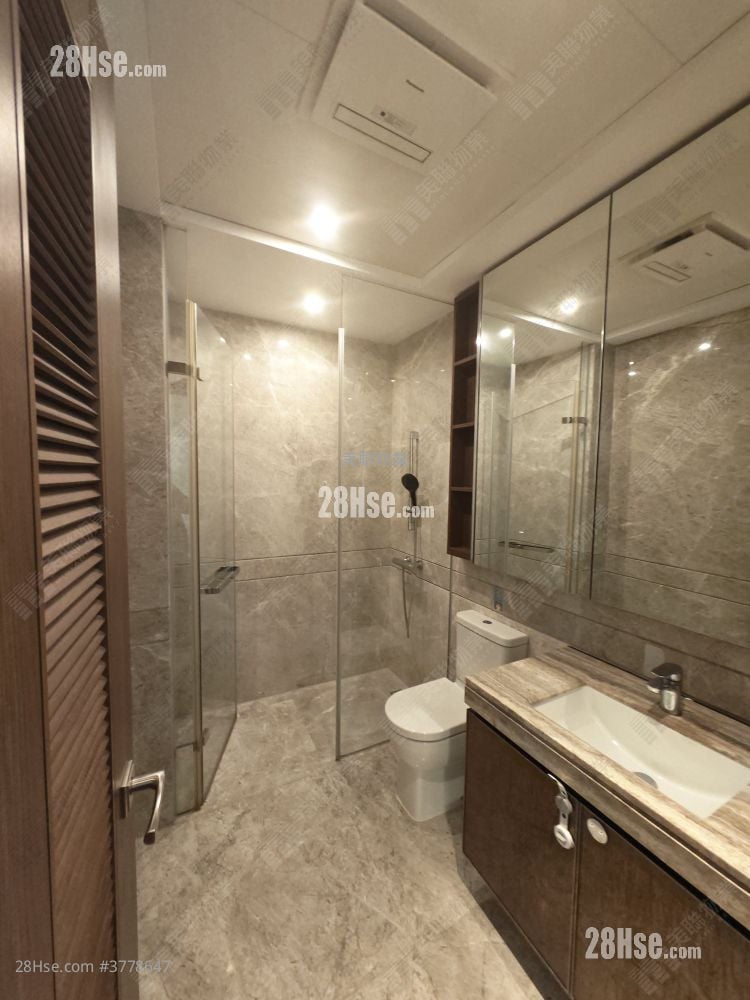 Aurora Rental 3 Bedrooms , 3 Bathrooms 985 ft²